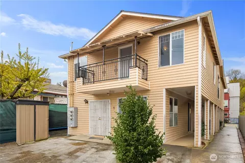 3317 Claremont Ave S, Seattle, WA 98144