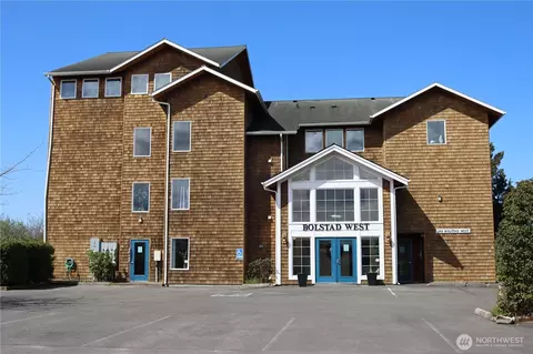 205 Bolstad Ave W #302, Long Beach, WA 98631