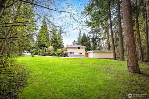 Exterior - 5402 West Dr, Everett, WA 98203 photo 14 of 17