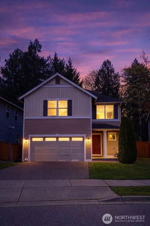 615 Monarch Blvd, Mount Vernon, WA 98273