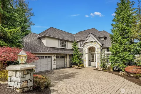 17120 SE 58th St, Bellevue, WA 98006