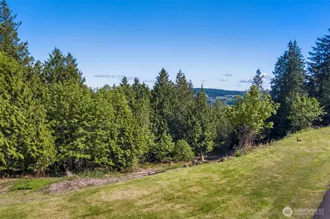 639 Rainier Ln, Port Ludlow, WA 98365
