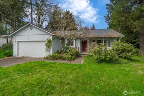 11102 80th Ave E, Puyallup, WA 98373