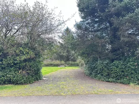 324 Clover Creek Ave NW, Ocean Shores, WA 98569