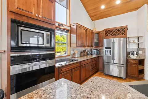 Kitchen - 465 Quails Roost Rd, Sequim, WA 98382 photo 1 of 2