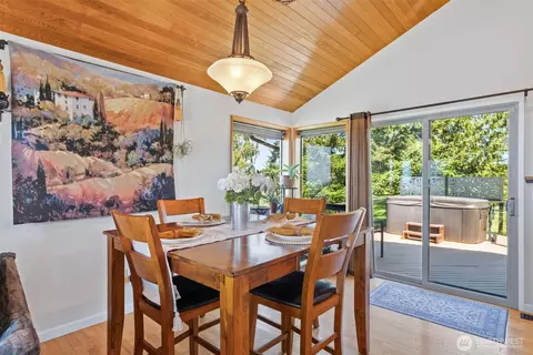 Dining - 465 Quails Roost Rd, Sequim, WA 98382 photo 1 of 2