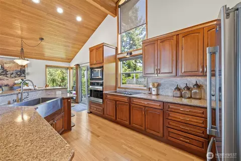 Kitchen - 465 Quails Roost Rd, Sequim, WA 98382 photo 2 of 2
