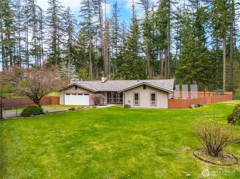 3719 260th St E, Spanaway, WA 98387