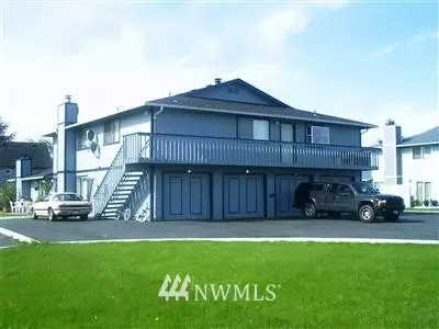 2748 Laukala Pl, Enumclaw, WA 98022 photo 1