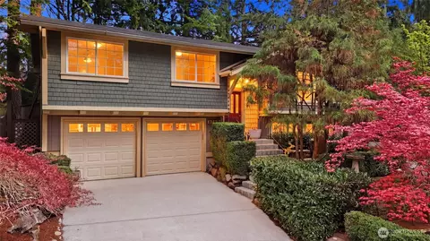17133 NE 84th St, Redmond, WA 98052