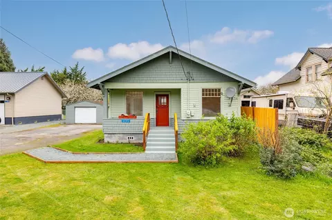 12372 Bartl St, Clear Lake, WA 98235