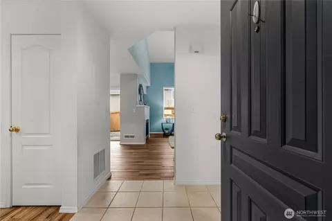 1430 W Casino Rd #242, Everett, WA 98204