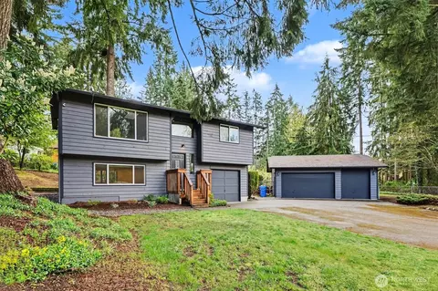 19309 65th St E, Bonney Lake, WA 98391
