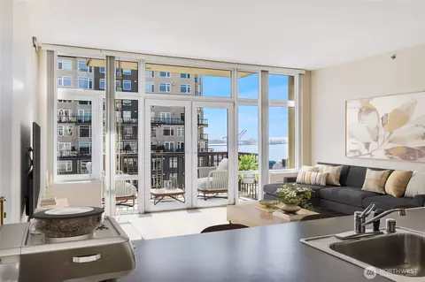 2717 Western Ave #8020, Seattle, WA 98121