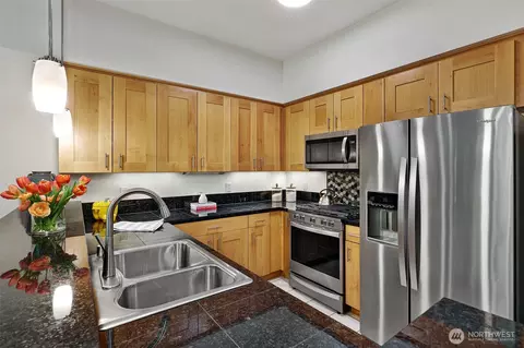 Kitchen - 75 Pine St #212, Edmonds, WA 98020 photo 3 of 5