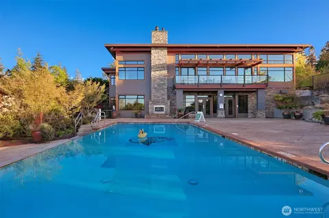 Exterior - 75 Pine St #212, Edmonds, WA 98020 photo 4 of 6