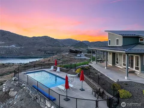 200 Ridge Rd, Orondo, WA 98843