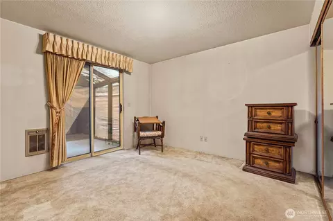 Bedroom - 23414 46th Ave E, Spanaway, WA 98387 photo 1 of 3
