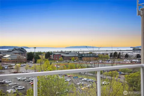 1930 Grand Ave #2, Everett, WA 98201