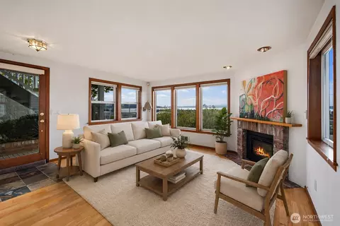 1930 Grand Ave #2, Everett, WA 98201