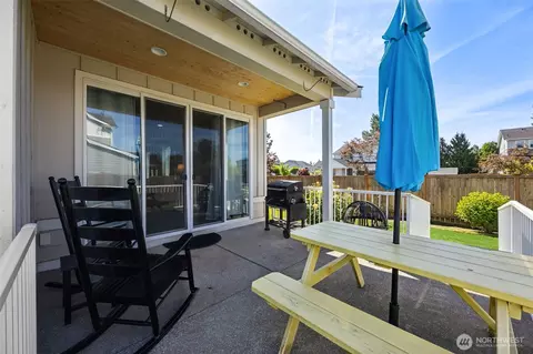 Exterior - 5594 157th Ave Ct E, Sumner, WA 98390 photo 5 of 9