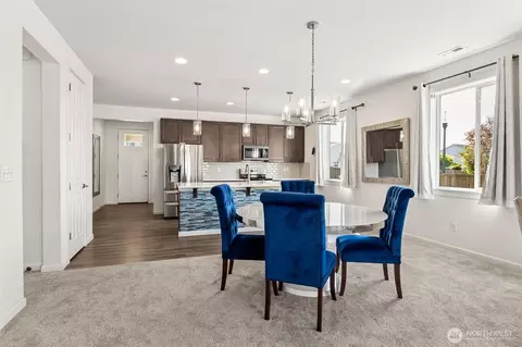 Dining - 5594 157th Ave Ct E, Sumner, WA 98390 photo 1 of 3
