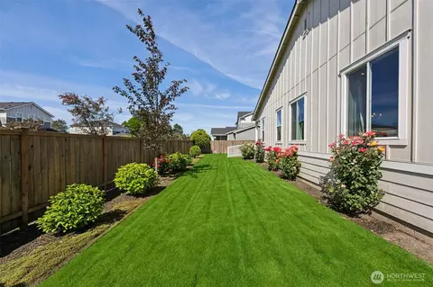 Exterior - 5594 157th Ave Ct E, Sumner, WA 98390 photo 9 of 9