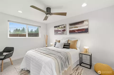 Bedroom - 22720 2nd Pl W, Bothell, WA 98021 photo 1 of 10