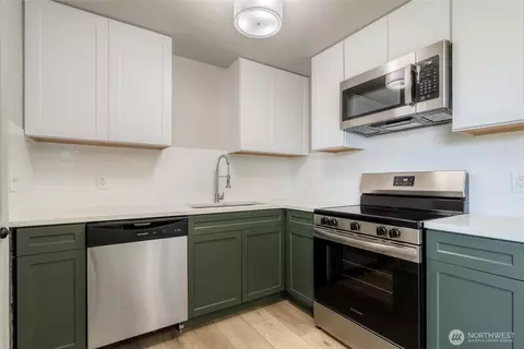 Kitchen - 552 Edith Ave, Walla Walla, WA 99362 photo 1 of 2