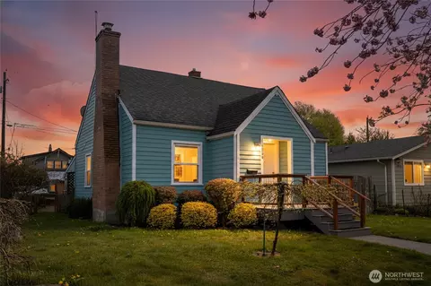 2836 Patton St, Bellingham, WA 98225