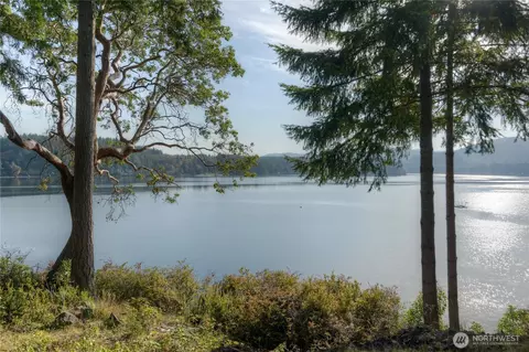 5321 Sunrise Beach Rd NW, Olympia, WA 98502