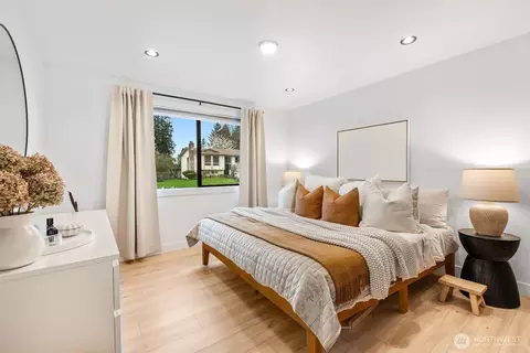 Bedroom - 327 213 Pl SW, Bothell, WA 98021 photo 1 of 5