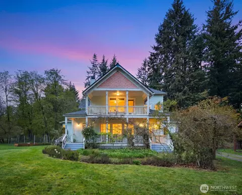 13130 SW 261st Pl, Vashon, WA 98070