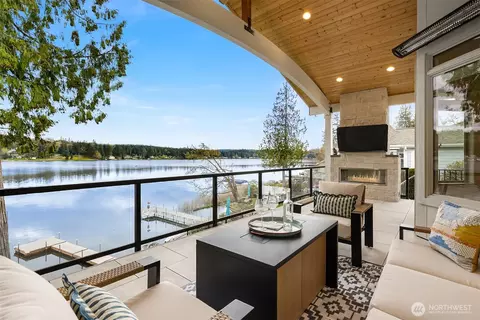6038 Osprey Cir, Bremerton, WA 98312
