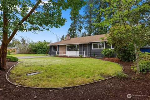 8408 Dalton Dr SW, Lakewood, WA 98498
