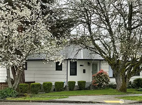 4803 SW Alaska St, Seattle, WA 98116