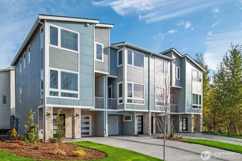 6609 S 128th St, Seattle, WA 98178