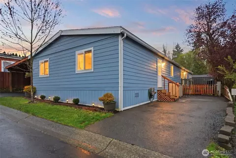 704 87th Ave NE #29, Lake Stevens, WA 98258