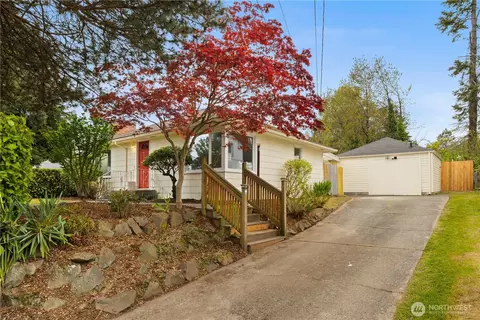 11253 35th Ave SW, Seattle, WA 98146