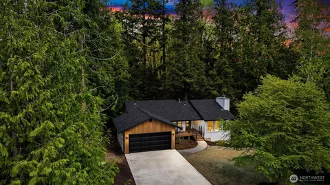 4117 Susan Ct, Bellingham, WA 98229