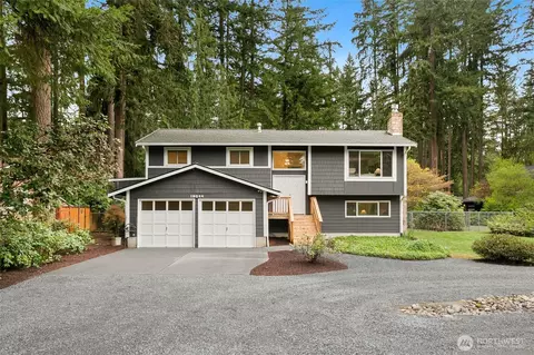 19044 NE 165th Pl, Woodinville, WA 98072