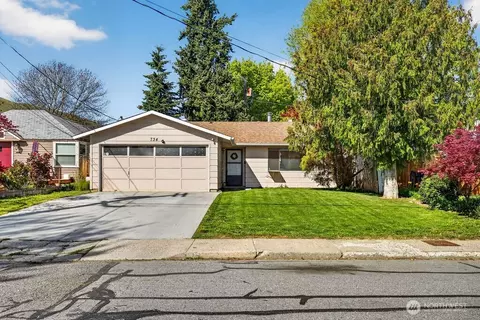 734 Saddlerock Dr, Wenatchee, WA 98801