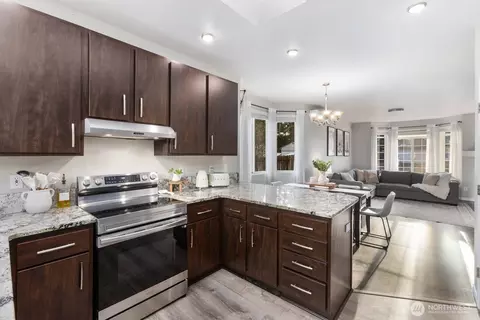 Kitchen - 25309 38th Ave E, Spanaway, WA 98387 photo 5 of 5