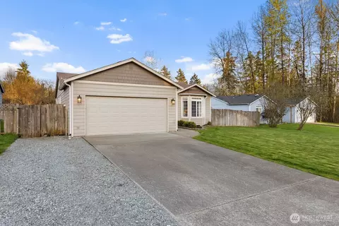 Exterior - 25309 38th Ave E, Spanaway, WA 98387 photo 3 of 5