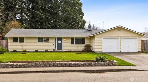 717 Tartan Dr SW, Tumwater, WA 98501