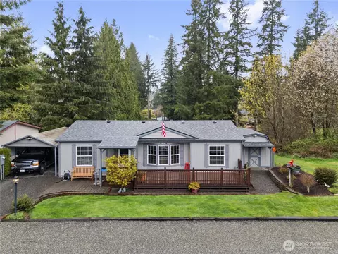 16400 Dogwood Ln, Arlington, WA 98223
