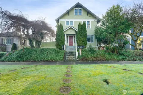 107 W 4th St, Aberdeen, WA 98520