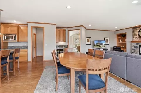 Dining - 2108 242nd St SE, Bothell, WA 98021 photo 1 of 1