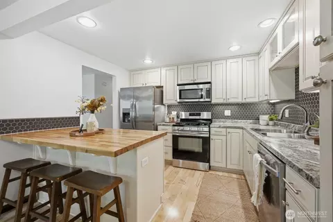 107 Fairside Dr #15, Lynden, WA 98264