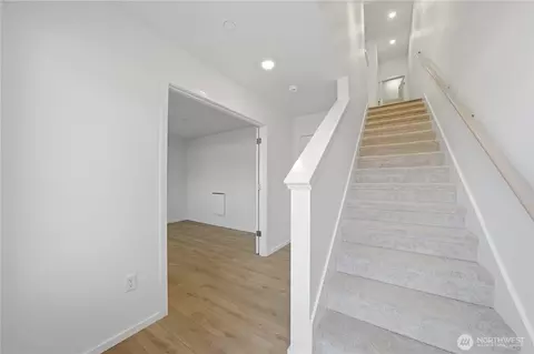 9811 31st Ave SE #B2, Everett, WA 98208 photo 3